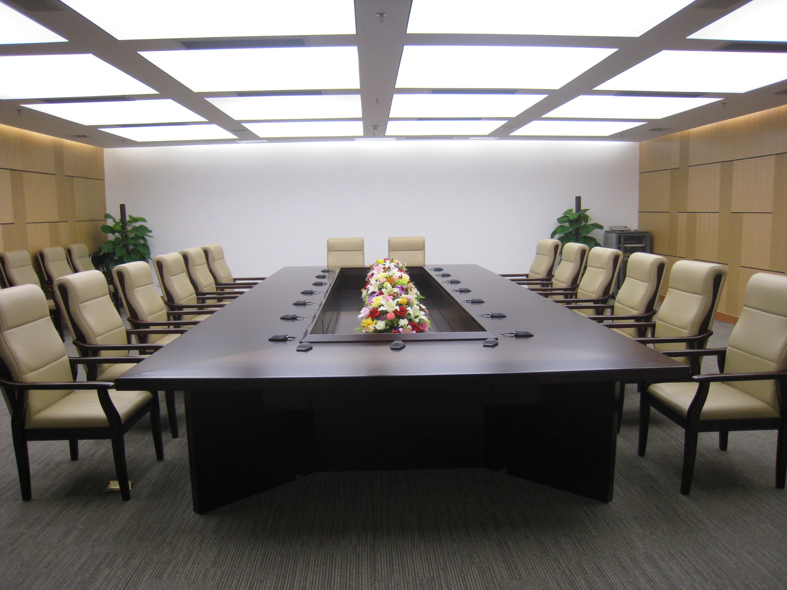 哪些企業(yè)適合部署視頻會(huì)議系統(tǒng)管理